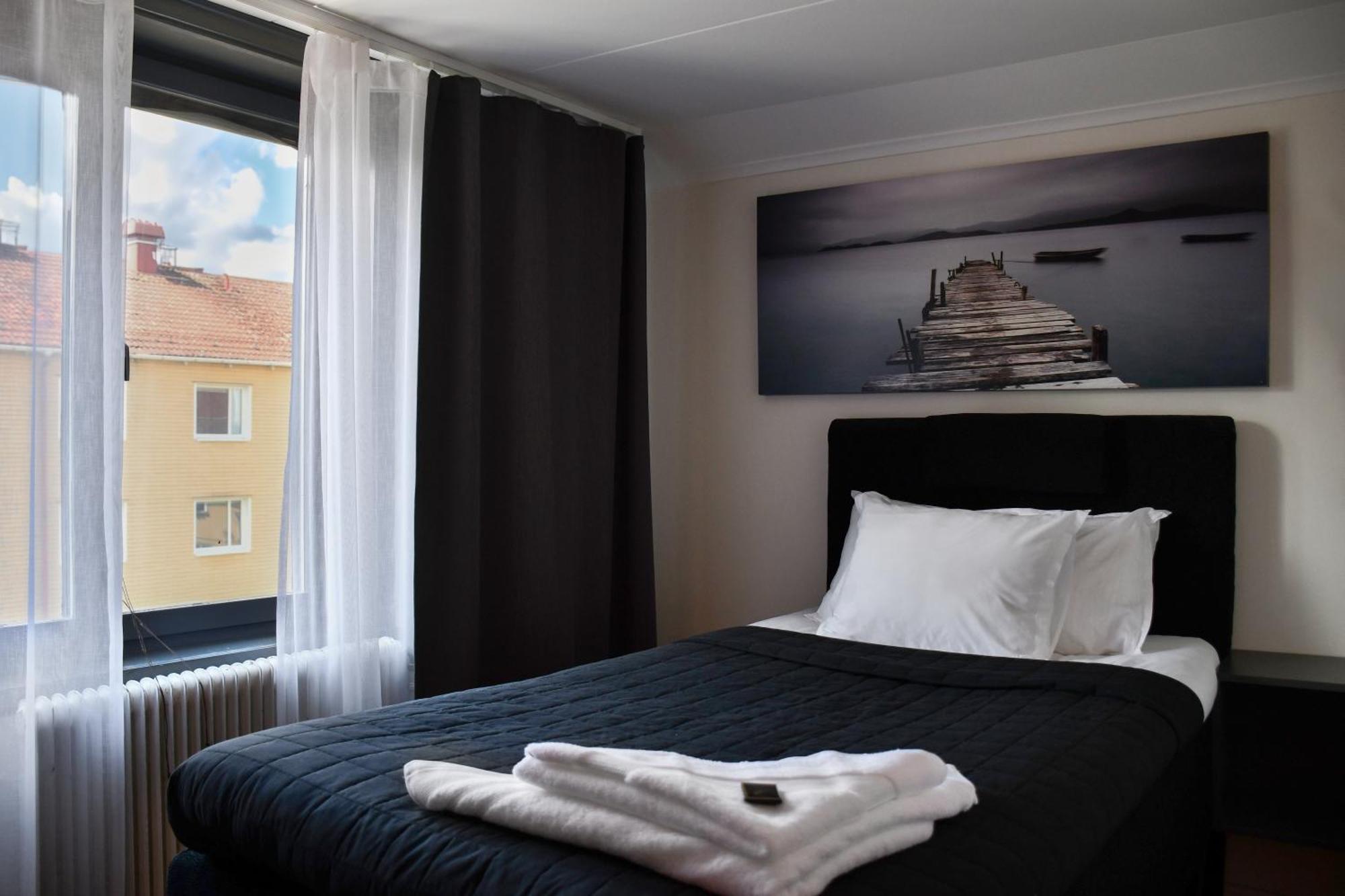 Kungsbacken Hotell & Konferens Катринехольм Экстерьер фото